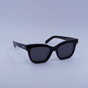 Off-White OERI143 LINCOLN 1007 Sunglasses Black Square Frame, Grey Lenses